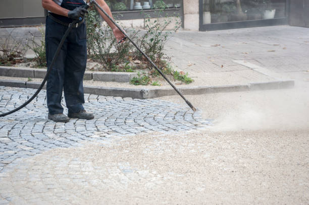 Best Warehouse Cleaning  in Huron, SD